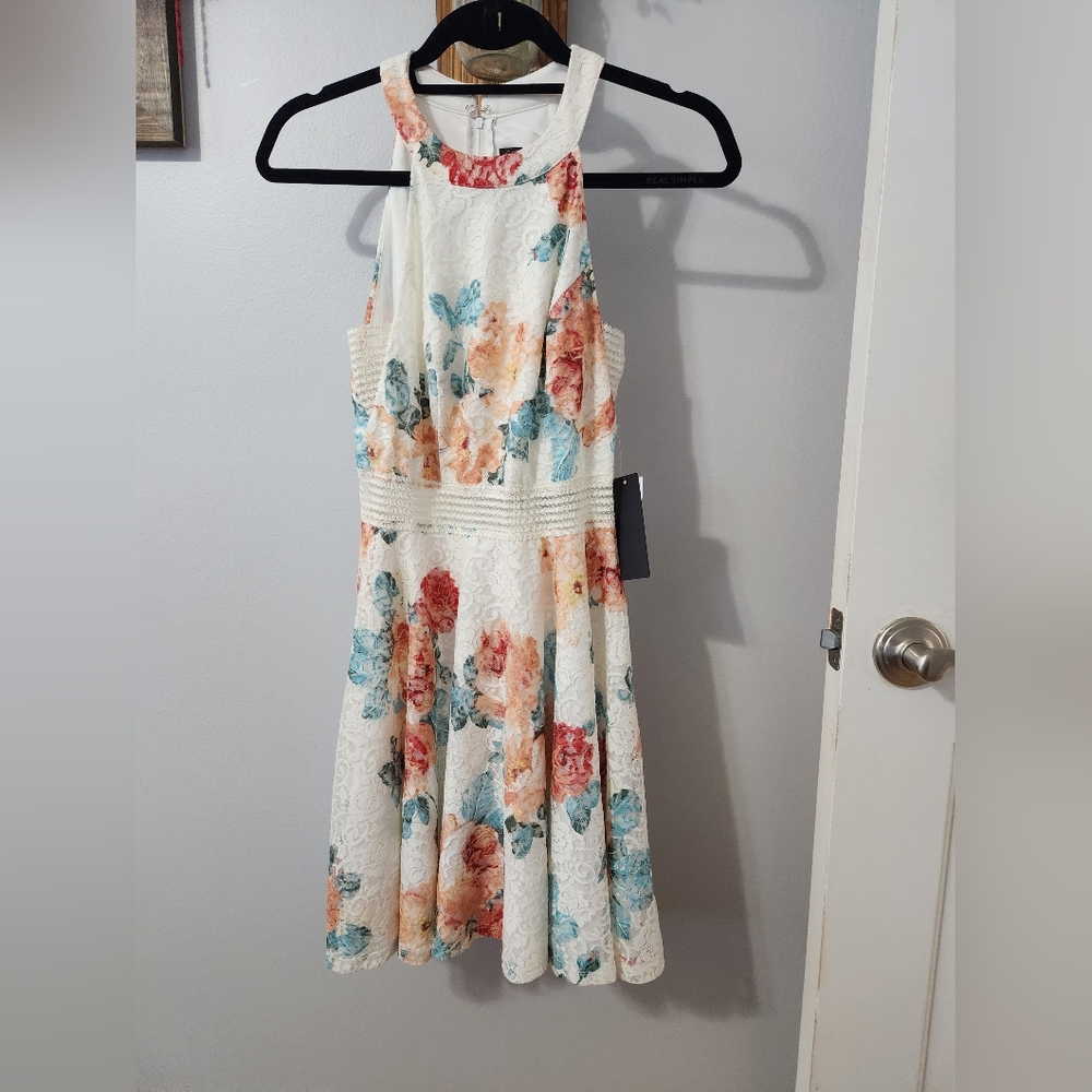 City Triangles Floral Sundress Size Medium NWT